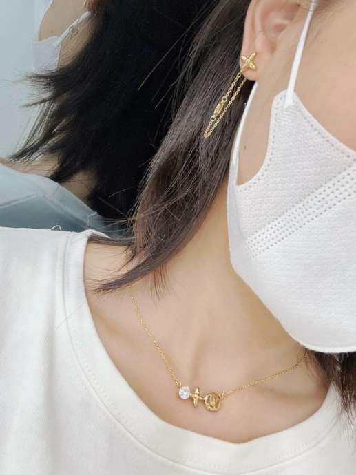 Picture of LV Sets _SKULVsuits09293213020